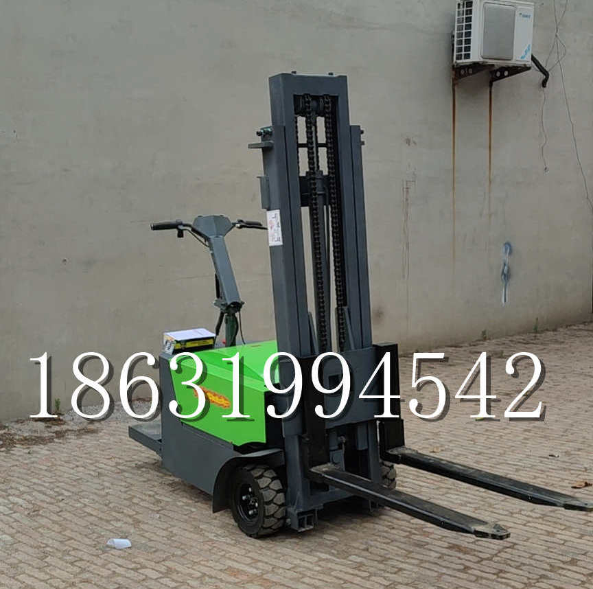 青山区优程全电动叉车插腿式堆高车液压装卸车1.5吨升高小型站驾式铲车